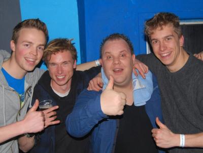 03.jpg